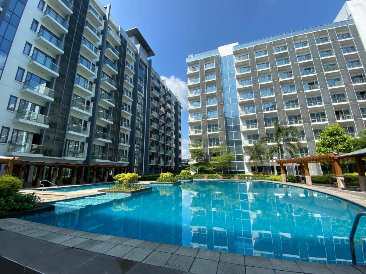 Cozyvilla At 81 Newport Blvd Walk To Naia T3 Marriott & Resorts World Casino & Newport Mall For 5 Pax Free Parking!!!! ปาไซ ภายนอก รูปภาพ